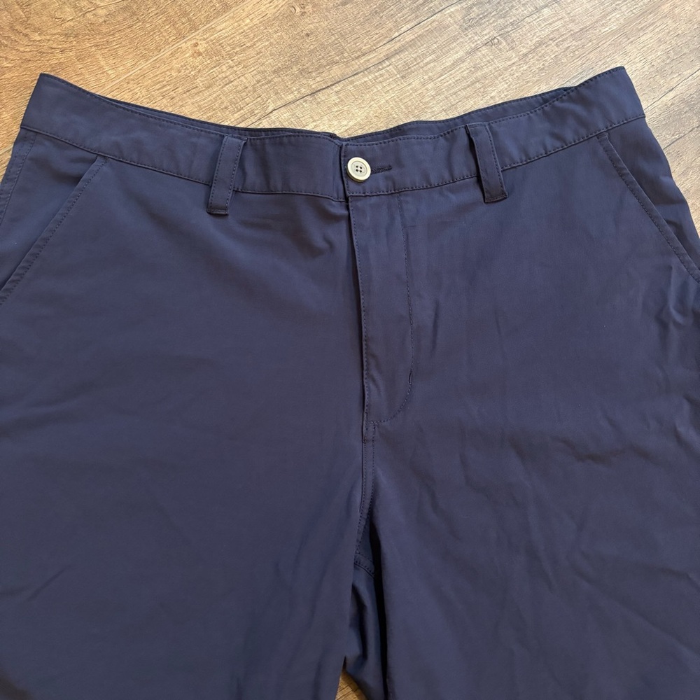 Southern Tide Navy Men's Flat Front Shorts Golf Resort Outdoor Size 36? - Picture 2 of 13